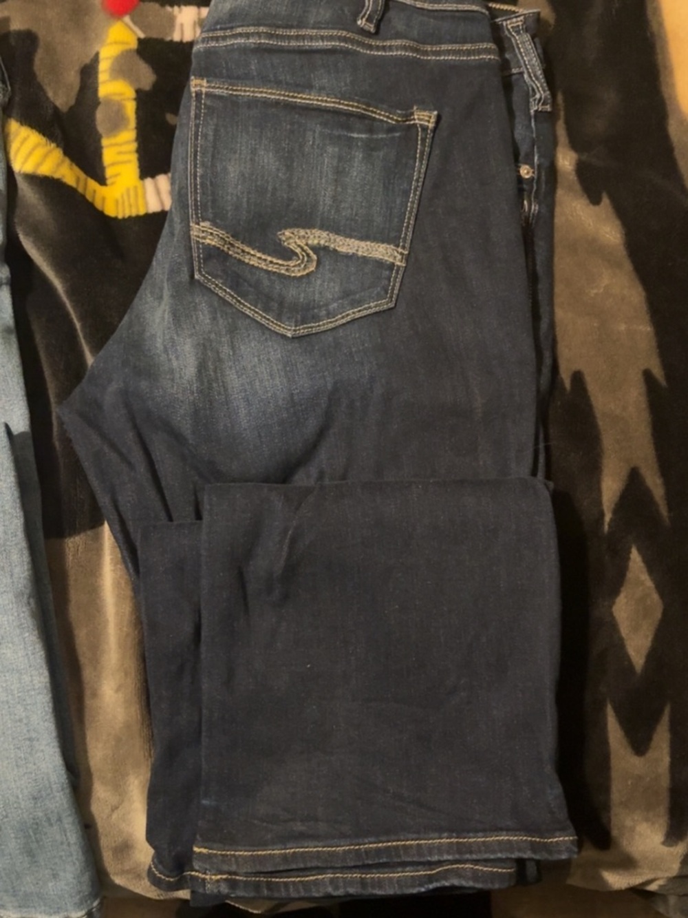 Silver Avery Slim Boot Dark Blue Denim Jeans - Classic Straight Fit